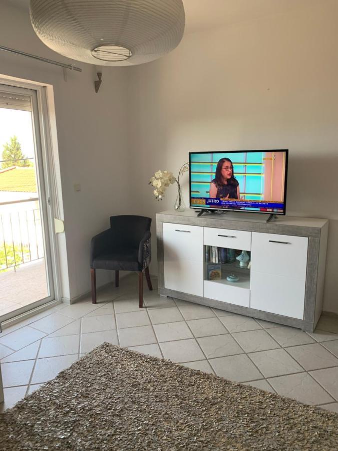 Apartman Ana Zeleni Pojas Бар Экстерьер фото