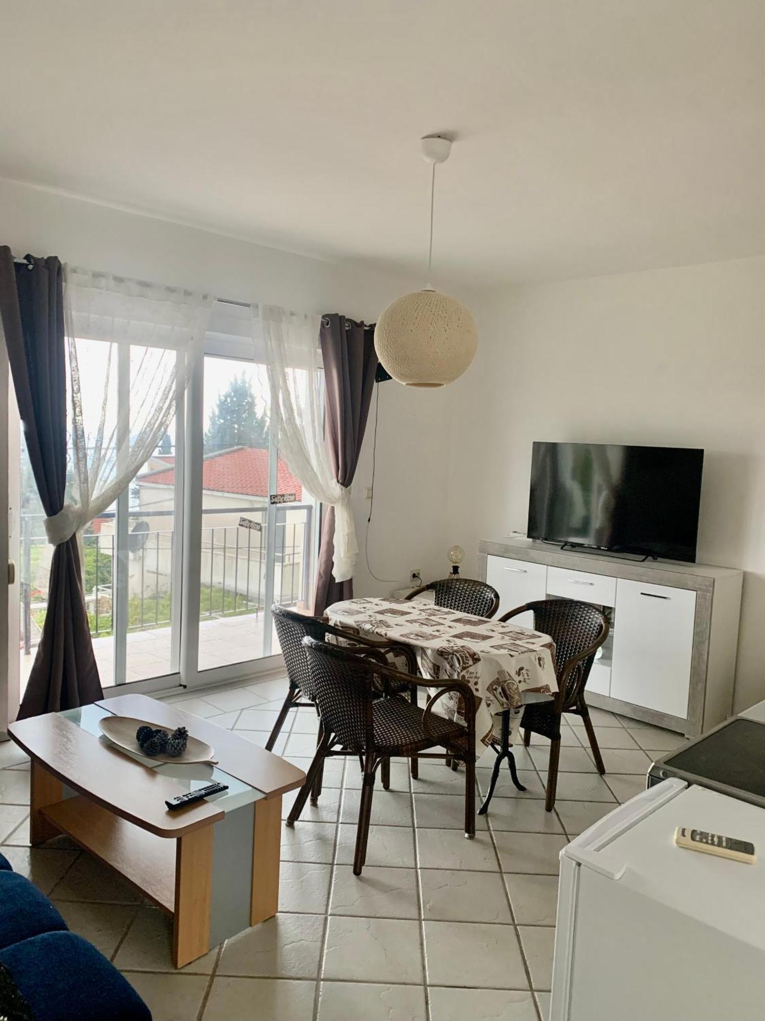 Apartman Ana Zeleni Pojas Бар Экстерьер фото